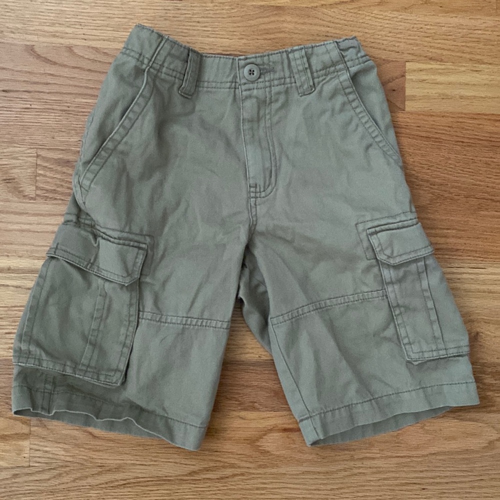 Cherokee Khaki Cargo Shorts